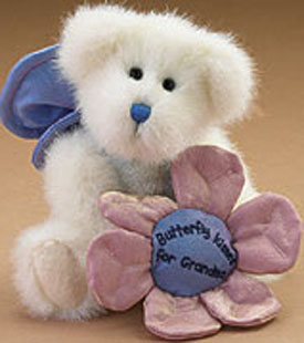 What goes better than Boyds and Mother's Day!  We carry a wide variety of Boyds Limited Edition Mother's Day creations!  We carry everything from the Large Boyds Teddy Bears down to the Trinket Boxes and for every occasion including Mother's Day!  Click here to view our range of Boyds' Mother's Day plush bears and bear figurine 