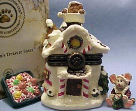 Click here to go to our large selection of Christmas Figurines