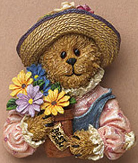 Click here to go to our selection of Boyds Holiday Mother's Day Teddy Bear Figurines Plush and MORE