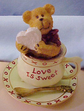 Click here to go to our selection of Boyds Valentine's Day Teabearies Figurines