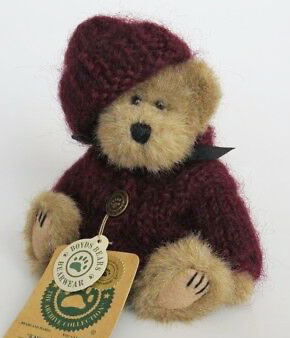 Boyds Teddy Bear Kayla Mulbeary Boyds Teddy Bear Kayla Mulbeary
- introduced Fall 1999 and has been retired
- In her handknit Sweater and Hat of woolly mohair-type yarn, dyed in the Mulbeary clan's signature color of Royal Winterberry, Kayla is as snug as a Bear Rug. She was born in 1999 and then Boyds allowed her to retire in 2001, so she could grow up where ever she may roam.