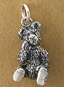 Boyds Sterling Silver Teddy Bear Charm Humboldt Bear Boyds Sterling Silver Teddy Bear Charm Humboldt Bear
- introduced Fall 2004 and has been retired
- Created by Boyds Master Designers, our Humboldt charm is made from solid sterling silver and captures the same detail found on Boyds award winning Bearstone figurines!