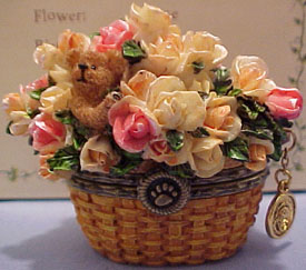 Click here to go to our for our selection of Boyds Beary Blossom Monthly Treasure Boxes Flowers for each Birthday Month