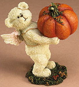 Click here to go to our selection of Collectible Boyds Lil Wings Angel Teddy Bear Figurines for Halloween