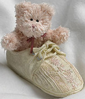 Click here to go to our for our selection of Boyds Mini Plush Bears in Shoes and Bearfoot Friends Collection