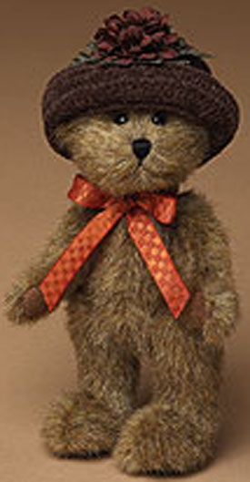 Click here to go to our selection of Collectible Boyds Plush Teddy Bears and MORE Punkin' Spice The McPunkin Family