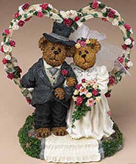 Click here to go to our for our selection of Boyds Goin To The Chapel Wedding Cake Topper