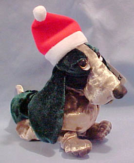 Hushpuppies Basset Hound Puppy Dog Holiday Evergreen Bean Bag 