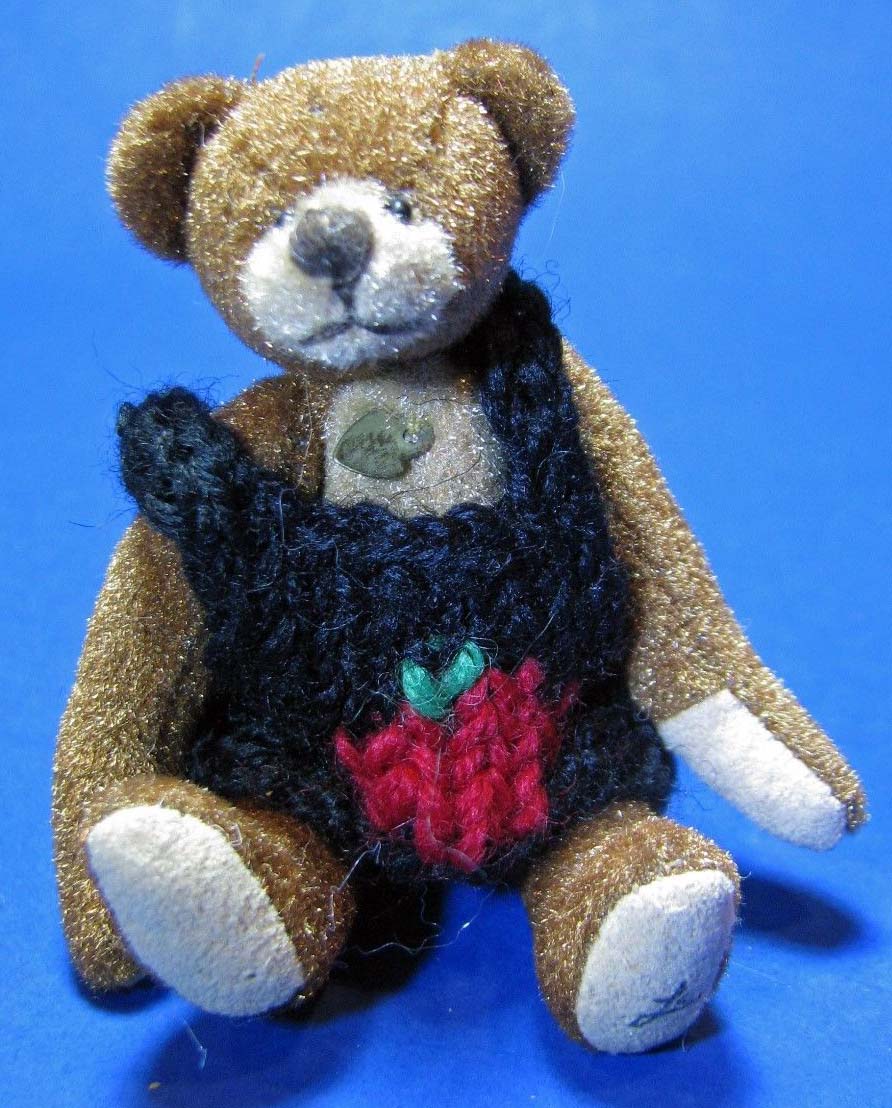 Ganz Cottage Collectibles Miniatures Bruno the Brown Teddy Bear in an Apple Sweater Ganz Cottage Collectibles Miniatures Bruno the Brown Teddy Bear in an Apple Sweater