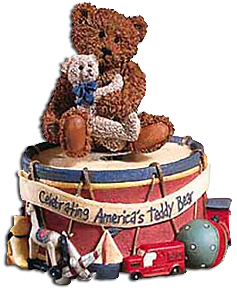 Gund has made beautiful Patriotic Teddy Bears from Music Boxes to plush bears.