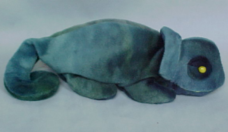 TY Beanie Babies Rainbow (no spikes on back) Stuffed Animal TY Beanie Babies Rainbow (no spikes on back) Stuffed Animal
- Introduced 7/1/98 retired 9/1/98
- DOB 10/14/97
- Poem: "Red, green, blue and yellow, This chameleon is a colorful fellow. A blend of colors, his own unique hue, Rainbow was made especially for you!"